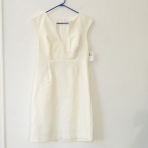 Trina Turk Textured Little Cream Sheath Dress Size 10 NWT
